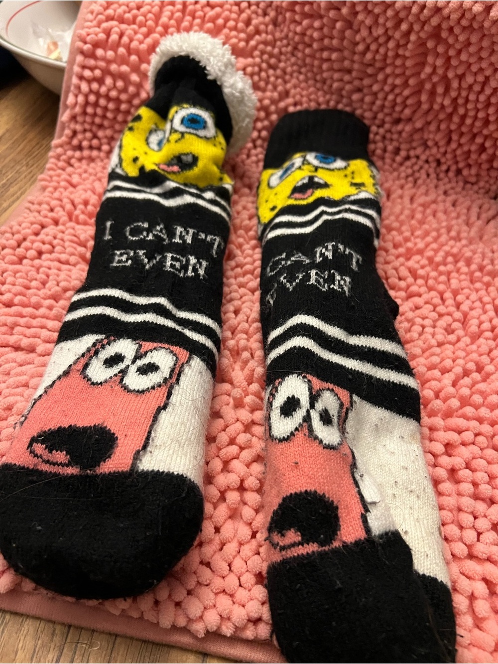 SpongeBob Squarepants Black, Yellow & Pink Fuzzy Crew Socks